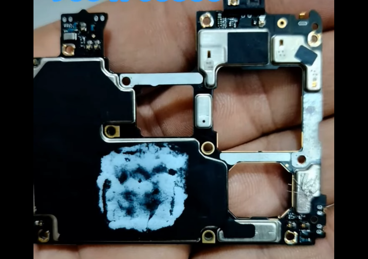 OnePlus 11 5G Motherboard