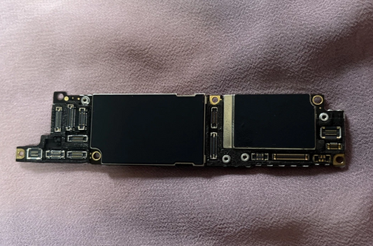 iPhone XR Motherboard