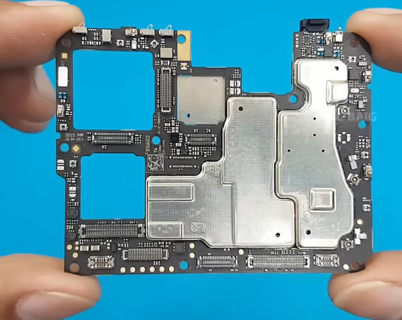 Motorola Edge 50 Pro Motherboard
